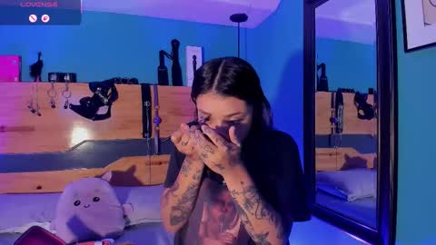 Chloeallennn  online show from 03/14/26, 12:06