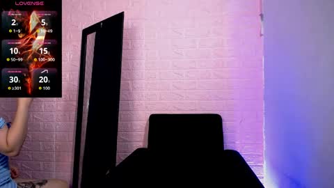 chloe1126_ online show from 04/11/26, 01:37