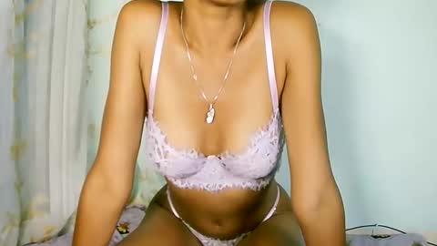 Snapshot of chloe9794 chatting on 03/23/26, 01:20 chloe9794 online show from 03/23/26, 01:20