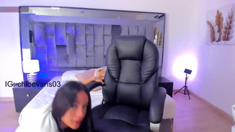 Chloe online show from 03/04/25, 11:29