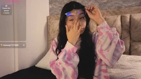 Snapshot of chloe_bluee_ chatting on 05/30/26, 11:40 chloe_bluee_ online show from 05/30/26, 11:40