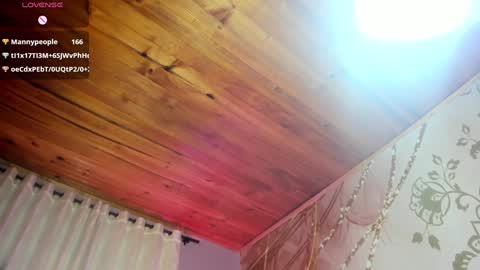 chloe bonnet Connection Monday to Saturday 3 pm Chicago INDEPENDENT MODEL . online show from 12/29/24, 11:50