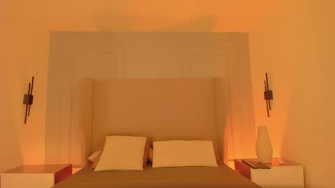 Chloe online show from 04/06/26, 11:55