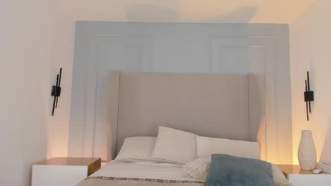 Snapshot of chloe_dee_ chatting on 04/20/26, 12:30 Chloe online show from 04/20/26, 12:30
