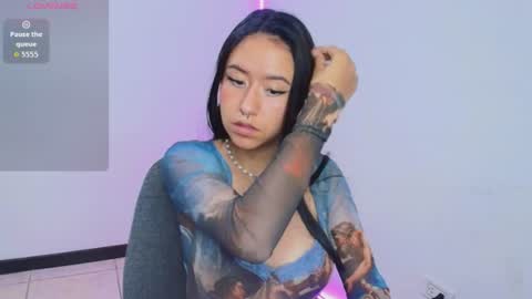 chloe_desire11 online show from 07/07/26, 10:08