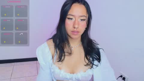 chloe_desire11 online show from 07/25/26, 11:30