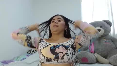 chloe_dolce online show from 10/24/25, 10:06