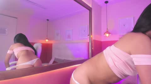 Chloe online show from 01/22/25, 08:59