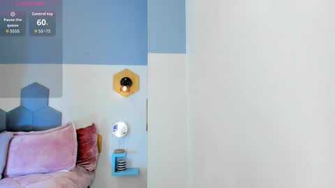 Snapshot of chloe_fischer chatting on 03/27/26, 03:56 Chloe online show from 03/27/26, 03:56