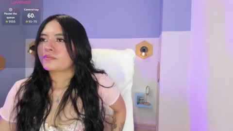 Snapshot of chloe_fischer chatting on 04/10/26, 03:28 Chloe online show from 04/10/26, 03:28