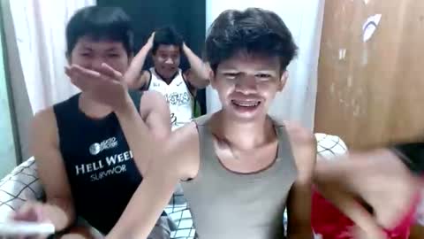 Snapshot of chloe_harlot chatting on 11/17/25, 03:29 chloe and harlot online show from 11/17/25, 03:29