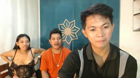 Snapshot of chloe_harlot chatting on 12/15/25, 05:23 chloe and harlot online show from 12/15/25, 05:23