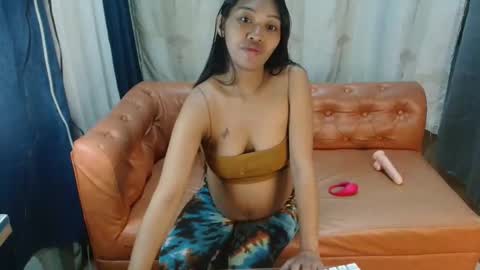 chloe and harlot online show from 02/26/26, 12:37