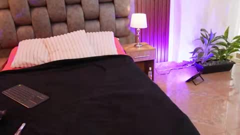 Chloe online show from 03/04/26, 12:22