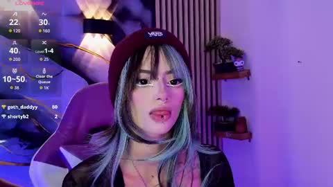 Snapshot of chloe_jacksonn chatting on 07/17/26, 11:53 chloe_jacksonn online show from 07/17/26, 11:53