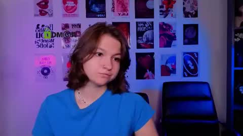 Snapshot of chloe_ley chatting on 07/09/26, 09:02 chloe_ley online show from 07/09/26, 09:02