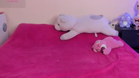 Snapshot of chloe_owens_ chatting on 03/31/26, 10:59 Chloe online show from 03/31/26, 10:59