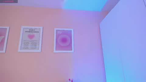 Snapshot of chloe_owens_ chatting on 04/16/26, 03:18 Chloe online show from 04/16/26, 03:18