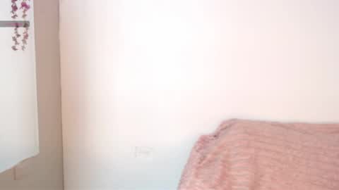 chloe_peach_ online show from 05/27/26, 12:46