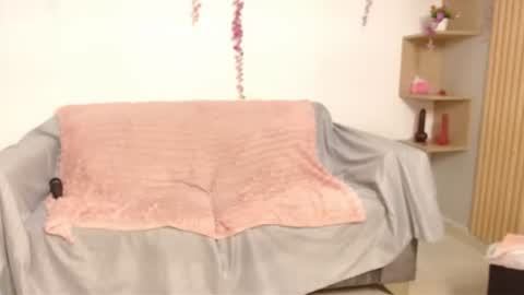 Snapshot of chloe_peach_ chatting on 06/09/26, 01:01 chloe_peach_ online show from 06/09/26, 01:01