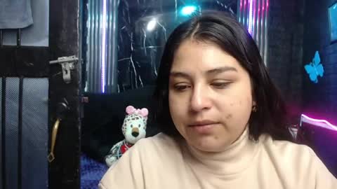 Snapshot of chloe_smith5 chatting on 06/29/26, 01:11 chloe_smith5 online show from 06/29/26, 01:11