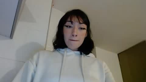 cloes  online show from 10/23/25, 11:14