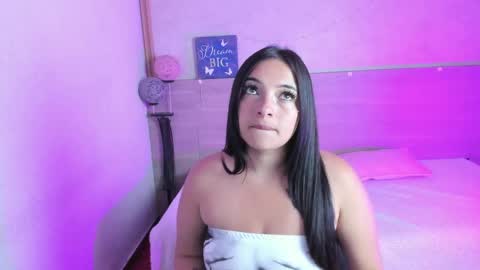 chloe_stark_ online show from 05/01/26, 12:21