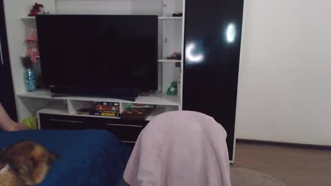 Snapshot of chloe_sunny chatting on 02/13/25, 09:49 Chloe online show from 02/13/25, 09:49