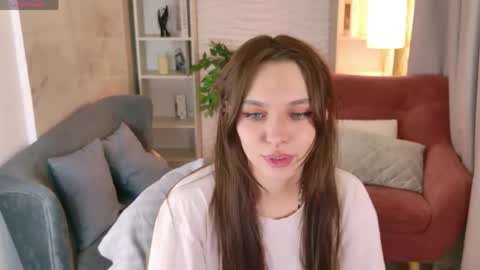 Snapshot of chloe_sunny chatting on 05/01/26, 06:23 Chloe online show from 05/01/26, 06:23