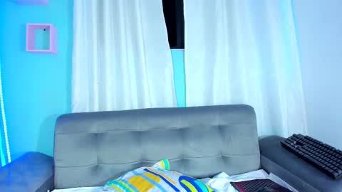 Chloe Miller  online show from 02/23/25, 03:56