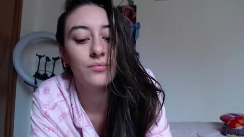 Snapshot of chloe_vahos chatting on 03/21/26, 07:06 Chloe online show from 03/21/26, 07:06