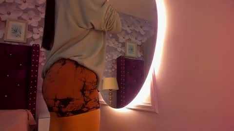   online show from 09/24/25, 02:37