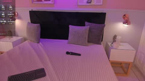   online show from 04/01/26, 08:17