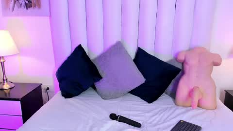 Snapshot of chloe_wilson7 chatting on 05/10/26, 11:26 chloe_wilson7 online show from 05/10/26, 11:26
