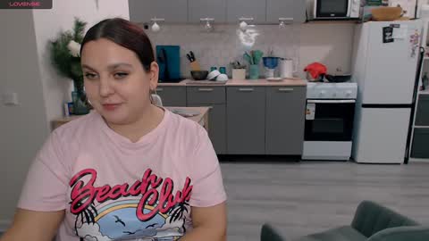 Eva and Sandra online show from 12/19/24, 05:50