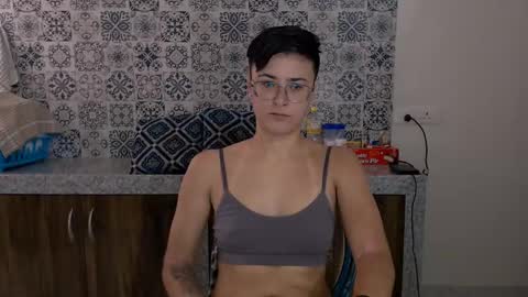 Eva and Sandra online show from 02/24/25, 07:11