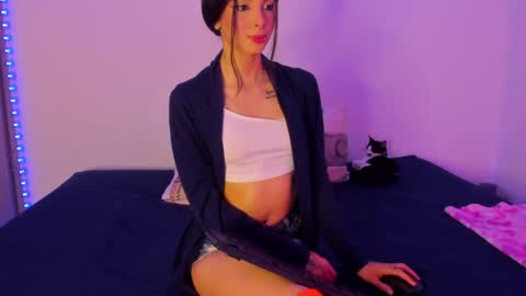 Snapshot of chloeaddamss chatting on 06/01/26, 04:36 3 online show from 06/01/26, 04:36