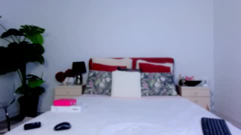 Snapshot of chloecheryy chatting on 03/25/26, 04:51 Chloe online show from 03/25/26, 04:51