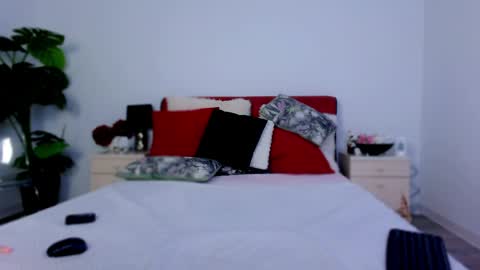 Snapshot of chloecheryy chatting on 03/26/26, 04:51 Chloe online show from 03/26/26, 04:51