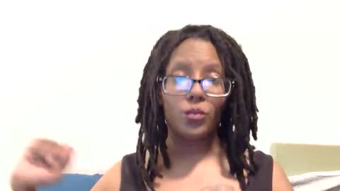Snapshot of chloeclapper24 chatting on 03/30/26, 01:45 Chloe online show from 03/30/26, 01:45