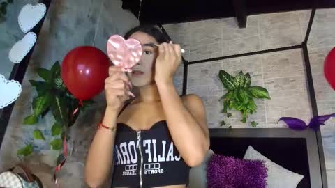 Chloe  online show from 02/11/26, 12:10