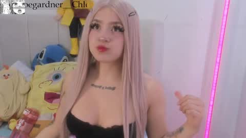 Chloe online show from 04/12/26, 08:25