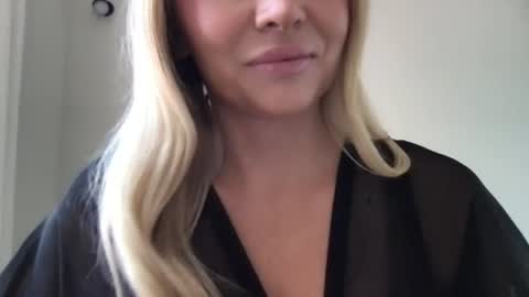Snapshot of chloefree chatting on 07/07/26, 01:48 Chloe online show from 07/07/26, 01:48
