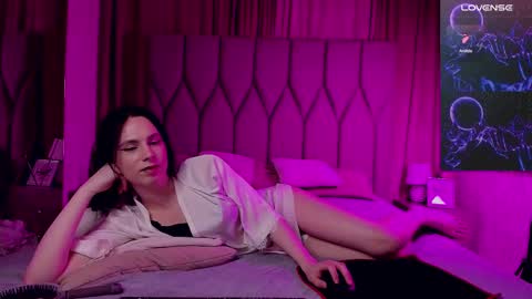 Snapshot of chloefulton chatting on 03/03/25, 06:44 Chloe Fulton online show from 03/03/25, 06:44