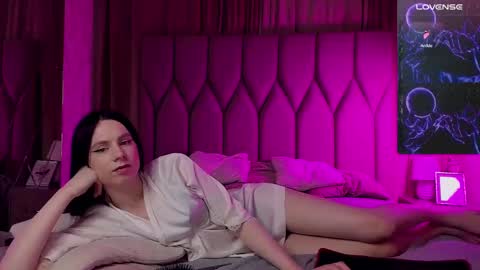 Snapshot of chloefulton chatting on 03/04/25, 12:50 Chloe Fulton online show from 03/04/25, 12:50