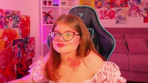 Snapshot of chloehalses chatting on 04/03/26, 05:11 ChloeHalses online show from 04/03/26, 05:11