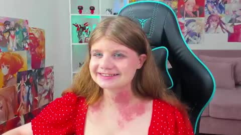 ChloeHalses online show from 06/29/26, 05:02