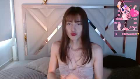 Chloe online show from 11/24/25, 05:34