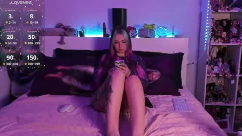 Snapshot of chloekohaku chatting on 02/24/25, 03:44 ChloeKohaku online show from 02/24/25, 03:44