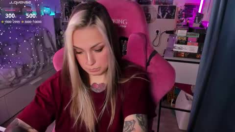 ChloeKohaku online show from 11/22/25, 08:57